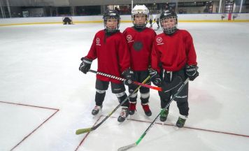 Gratis Eishockey-Schnuppertraining für Kinder in Gmunden