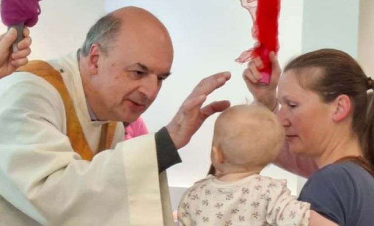 Kindersegnung (Foto: Stefanie Lasselsberger)