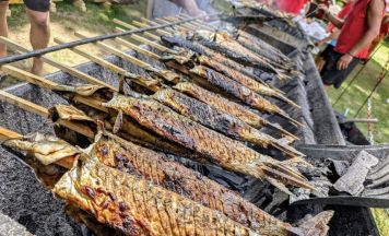 Steckerlfischfest am Gemeindeteich in Niederneukirchen