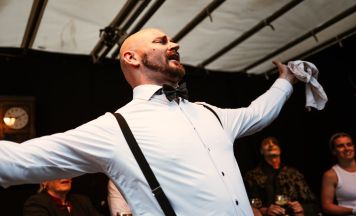 Ein ganzer Ort im Festspielfieber