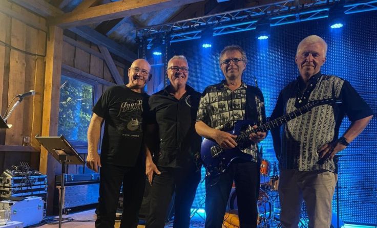 Die Band freut sich auf zahlreiche Besucher am Bahnhof. (Foto: Black Flash)