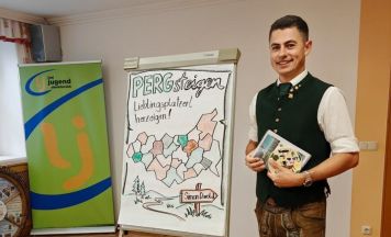 Perger Landjugend-Bezirksleiter bildet sich weiter