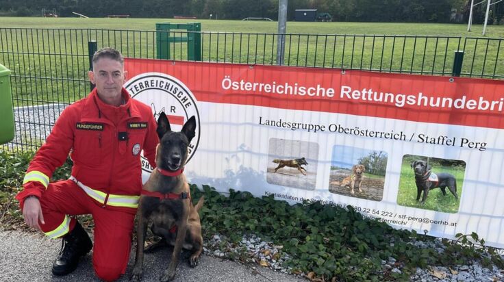 Mit Rettungshunden auf Vermisstensuche im Bezirk Perg