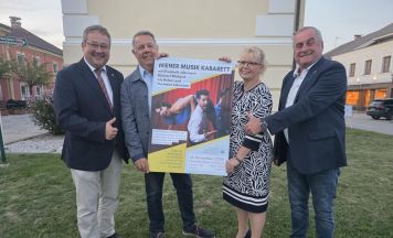 Wiener Musikkabarett in der Donauhalle Wallsee