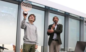 Fabian Maier gewinnt Wilhelm Macke Award der Johannes Kepler Universität