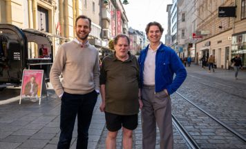 Linzer Neos halten trotz Ablehnung an kostenlosen Bühnen für Straßenkunst fest