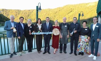 Silvia Schneider kochte zum Jubiläum der Donauregion in Haibach auf