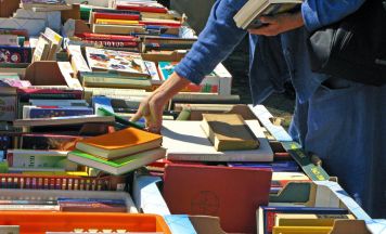 Bücherflohmarkt im Gemeindezentrum St. Marienkirchen