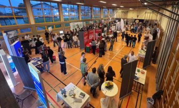 Markt der Möglichkeiten: Ein voller Erfolg an der Mittelschule St. Georgen im Attergau