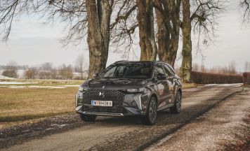 DS 7 Édition France: Charmeoffensive