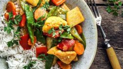 Curry-Joghurt-Huhn mit Gemüse