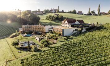 Sommer-Auszeit in der Südsteiermark: Pool, Wein und Weitblick im Ratscher Landhaus