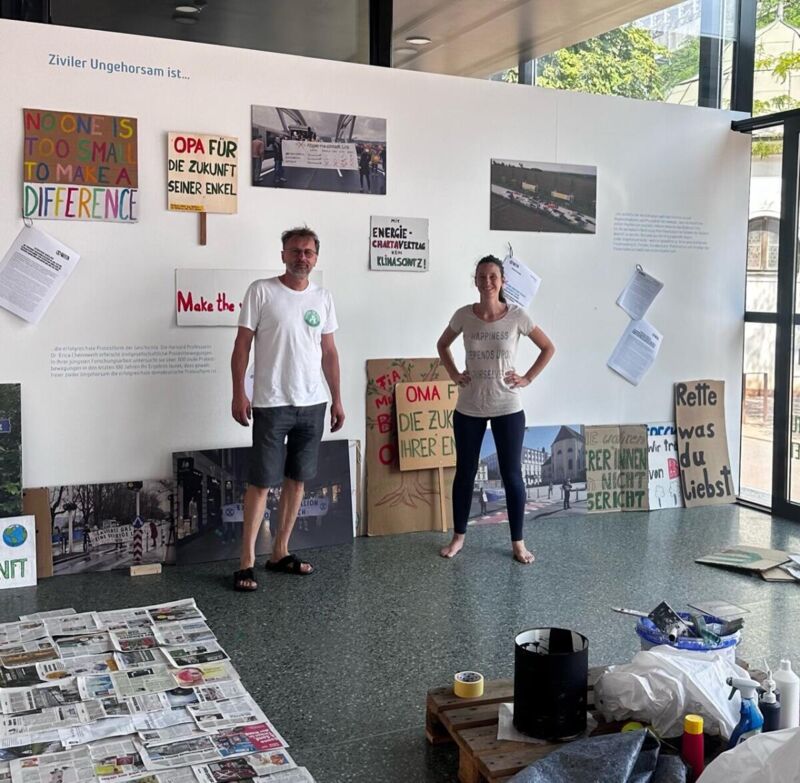  No Culture On A Dead Planet Ausstellung Gibt Einblick In Die Welt 