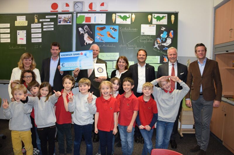 Rotary Club Krems-Wachau unterstützt die International School mit ...