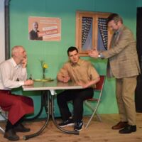 NIEDERKAPPEL. 4 x 2 Freikarten für Theaterpremiere Liebling, ich bin da!, 28. März