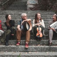 LINZ. 4 x 2 Freikarten für Konzert Molly Malone, 24. Juli, NH10 Open-Air Schererstraße 18