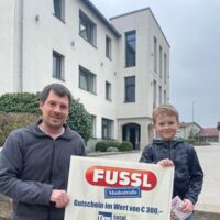 WELS. 1x100 Euro-Warengutschein der Fussl Modestraße