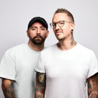 KLAM. 3 x 2 Freikarten für das ausverkaufte Seiler und Speer-Konzert auf Burg Clam.