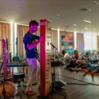 RIED. 1 x 2 Plätze für das Liegekonzert am 7. Mai, OÖV Saal