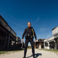 ANSFELDEN, 2x2 Freikarten für OÖ-Premier Thomas Maurer „Im falschen Film“, 24. April, Anton Bruckner Centrum