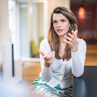 SCHÄRDING. 2x2 Karten für Funkenflug, das neue Programm von Barbara Blaha, am 10. März im Kubinsaal