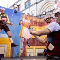 OÖ. 3x2 Kinogutscheine für Jackass: Einer geht noch, ab 25. Juni im Kino