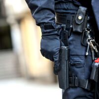 62-Jähriger schlug Räuber in die Flucht: Fahndung nach mutmaßlichen Tätern läuft