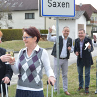 Saxener Theater-Haudegen schicken zum Jubiläum „d’Weiber furt“