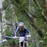 Rauchenecker gewinnt ersten WM-Lauf