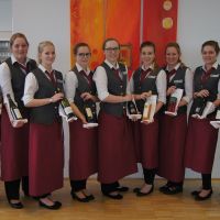 Weinkenner aus der Schule legten Sommelier-Prüfung ab