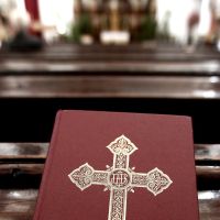 Katholikenzahl bleibt weitgehend stabil - auch junge Leute suchen Halt im Glauben