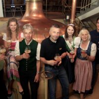 Heimische Biere und regionale Schmankerl verkosten: Lions und Stiftsbrauerei laden ein