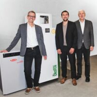 100 Prozent Strom, 100 Prozent Wärme selbst erzeugen: ÖkoFEN und Fronius machen stromautarkes Haus möglich