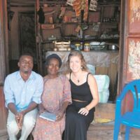 Lala singen für die Frauen und Kinder in Uganda