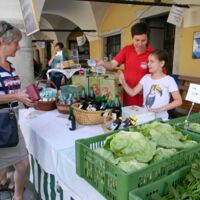 Rohrbacher Wochenmarkt startet mit neuer Obfrau und neuen Ideen in die Saison