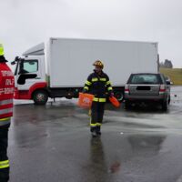 Auto gegen Klein-Lastwagen: Schon wieder Unfall bei der Lagerhaus-Kreuzung