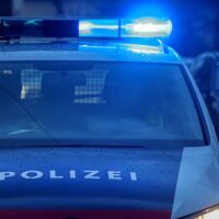 Jugendlicher am Linzer Hauptbahnhof von zwei weiteren Jugendlichen überfallen