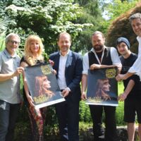 Grünes Wohnzimmer der Linzer wird zur Theater-Bühne: Ein botanischer Sommernachtstraum
