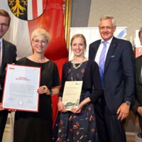 Ehrenring der Fachhochschule OÖ für Wirtschaftskammer-Präsidentin Doris Hummer