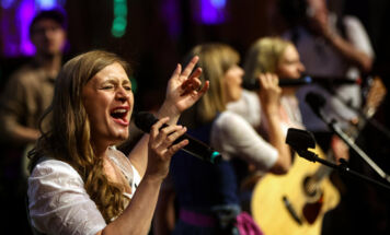 Die Poxrucker Sisters (Foto: VOLKER WEIHBOLD)