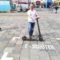 Markierte Parkflächen für E-Scooter