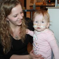 Schwaches Immunsystem isoliert die kleine Paulina