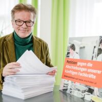 Viele Unterschriften für Anschober Petition