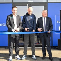 FC Blau-Weiß Linz eröffnet Fanservice Center