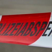 Folgenschwerer Unfall in Weiten: Fußgänger von PKW erfasst und getötet