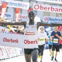 16. Oberbank Linz Donau Marathon: Anthony wiederholte Sieg von 2015