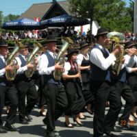 78 Musikkapellen spielen beim 59. Bezirksblasmusikfest in Tumeltsham auf