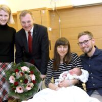 Luisa aus Linz ist doch nicht das Neujahrsbaby - Emilie aus Gschwand kam eine Stunde vor ihr zur Welt - aktualisiert