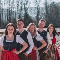 Landjugend Pettenbach errichtet Sinnesweg entlang der Alm