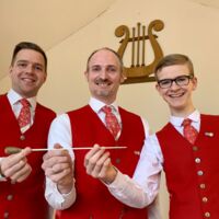 Drei Dirigenten bei Neukirchner Blasmusik-Konzert